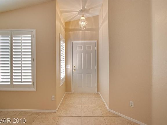 5th image of 5024 Benezette Ct