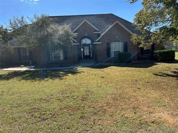 512 Oakland Ct, Ardmore, OK 73401