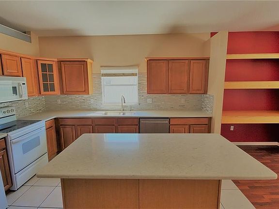 5th image of 7730 Rex Hill Trl