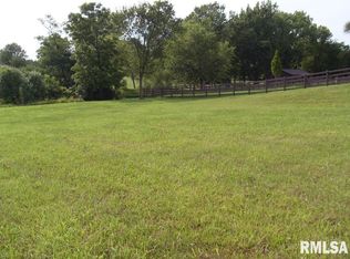 1830 Kern Rd, Washington, IL 61571