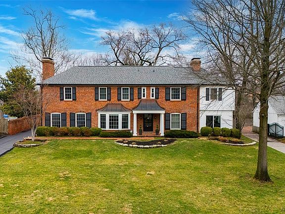 2nd image of 39 Willow Hill Rd