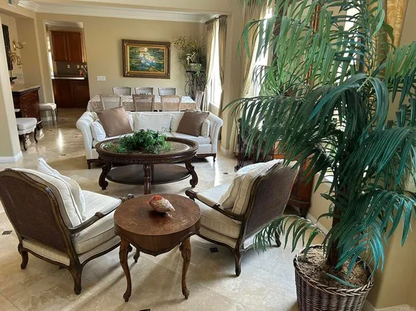 6415 Calmeria Pl, Carlsbad, CA 92011