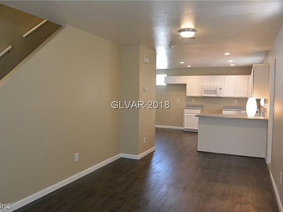 3rd image of 5126 Paradise Skies Ave #0