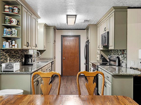 4th image of 12575 North Cres #2127