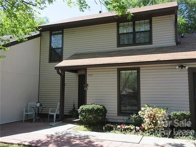 10327 Osprey Dr