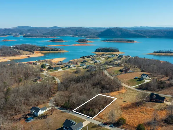 201 Woodstock Dr, Rutledge, TN 37861