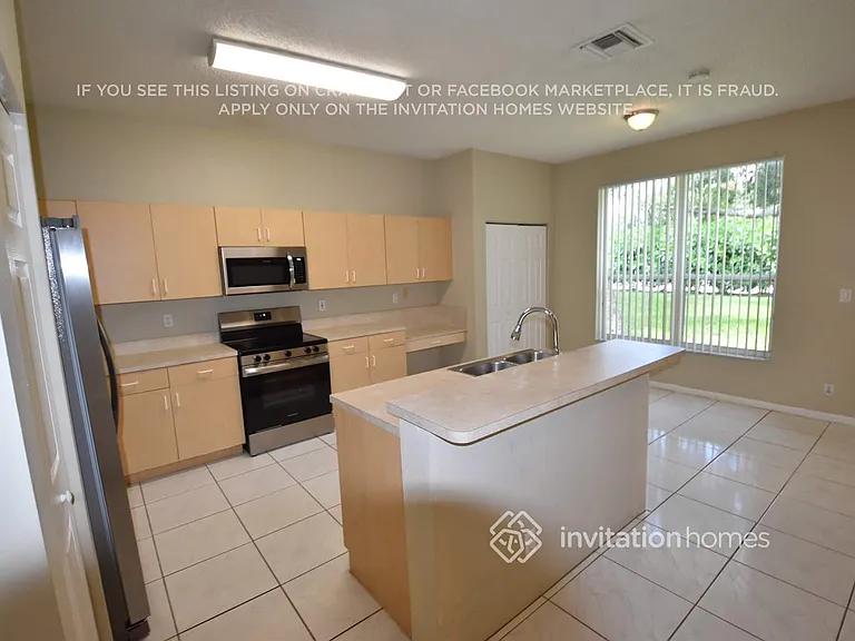 3148 SW 177th Ave — Photo 7