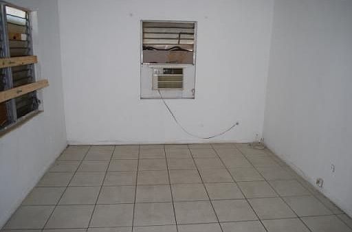 3rd image of 229 N East St