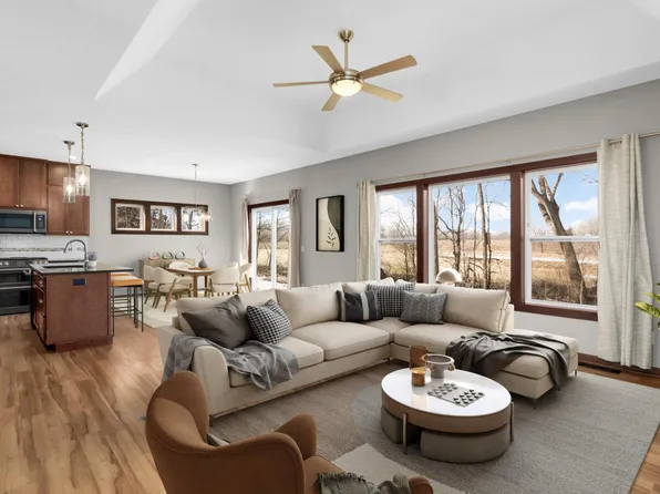 697 Jansen Ave SE, Hanover, MN 55341