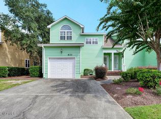 622 Sloop Pointe Ln, Kure Beach, NC 28449