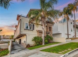 929 1st St #A, Hermosa Beach, CA 90254