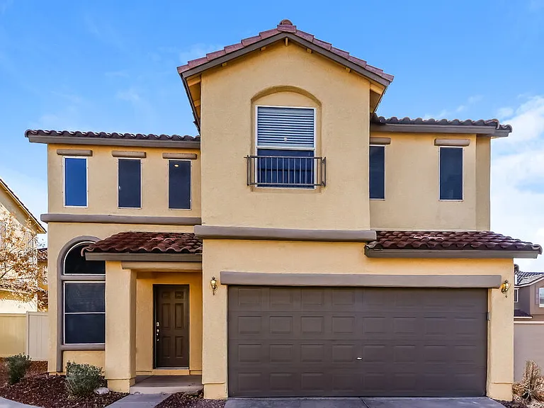 970 Medina De Leon Ave — Photo 1