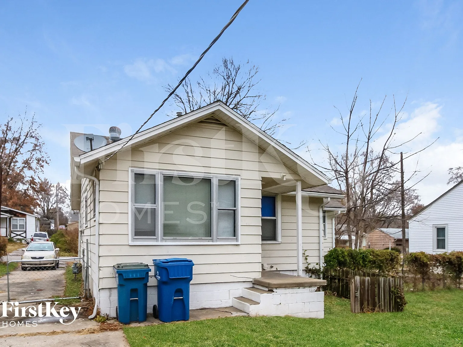 3 bed, 1.0 bath, 846 sqft, $1,425 — Photo 2