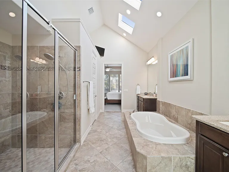 9510 Spring Rose Dr — Photo 22
