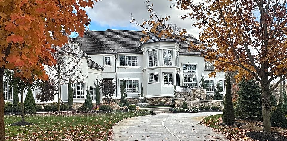 1st image of 2990 Belle Maison Dr