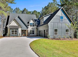 49 Leverett Dr, Newnan, GA 30265