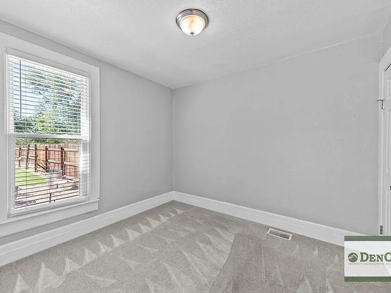 2403 S Bannock St — Photo 14