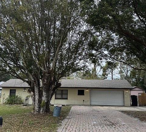 2nd image of 2916 Cleburne Rd