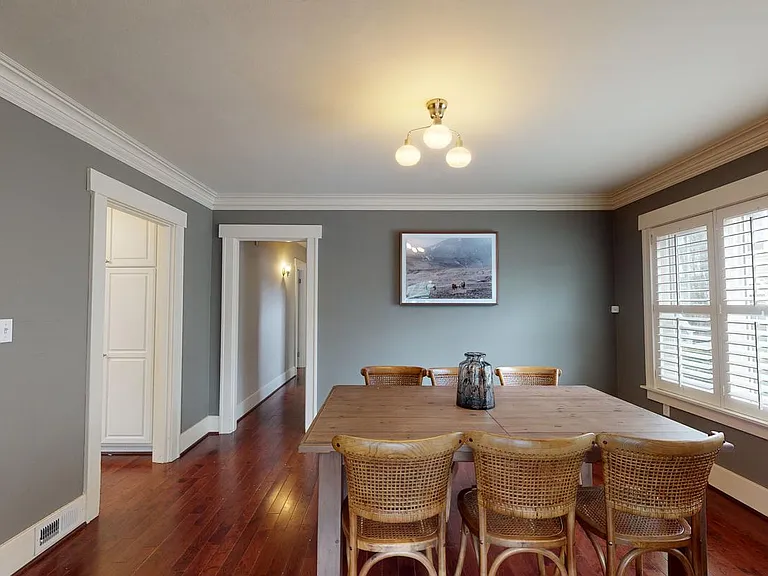 812 W Bothwell St — Photo 19