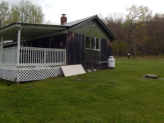 3rd image of 5684 Houck Mountain Rd