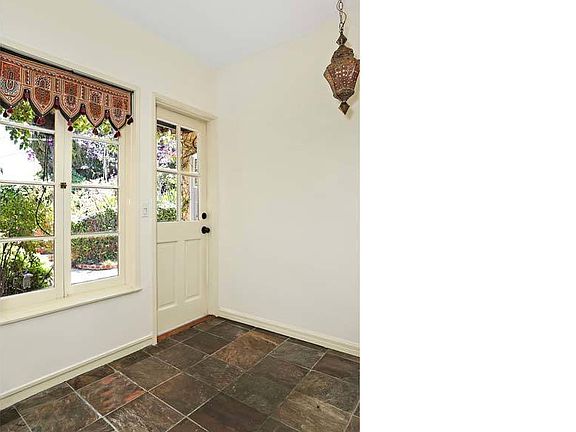 5th image of 5025 College View Ave