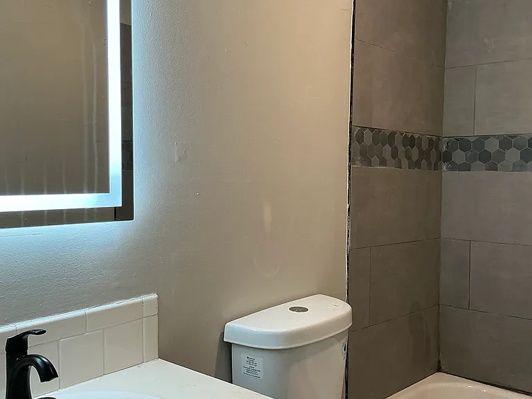 322 Adele Ave NW — Photo 11