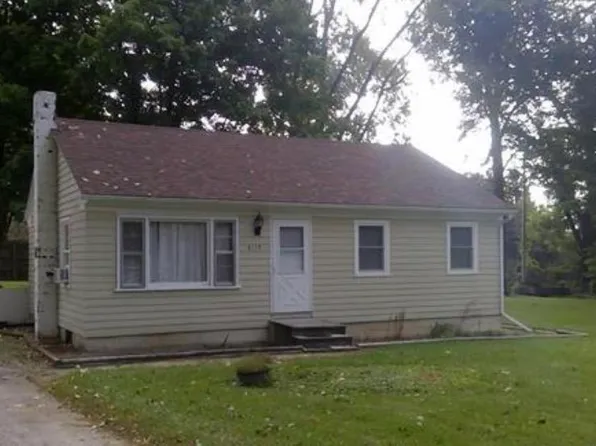 4119 Woodhill Dr, Fort Wayne, IN 46804