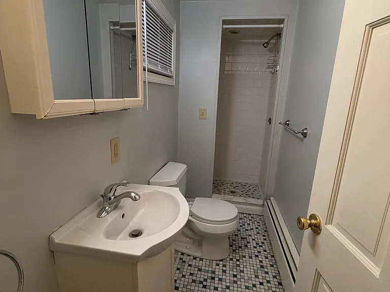 1911 Smith St #2 — Photo 2