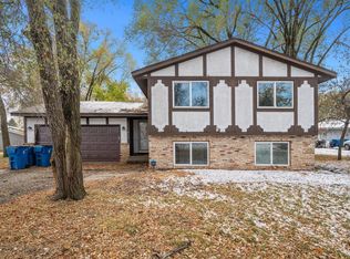 1815 Meadowvale Rd NW, Elk River, MN 55330