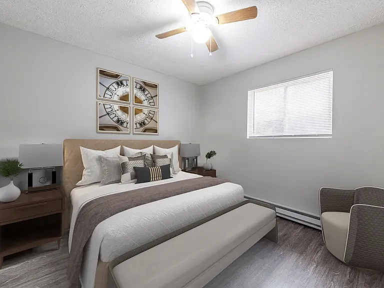 Avalon Apartments — Photo 5
