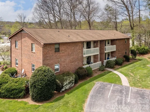 103 Oakwood Pl APT 4, Hendersonville, NC 28792