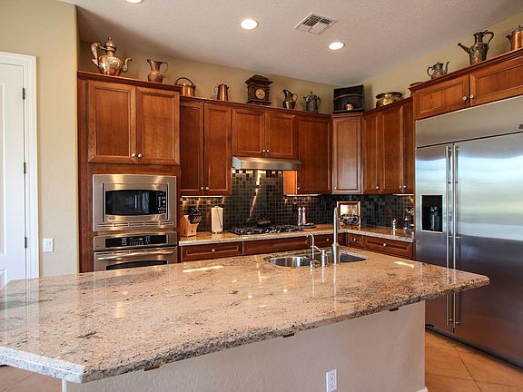3rd image of 23008 N De La Guerra Ct