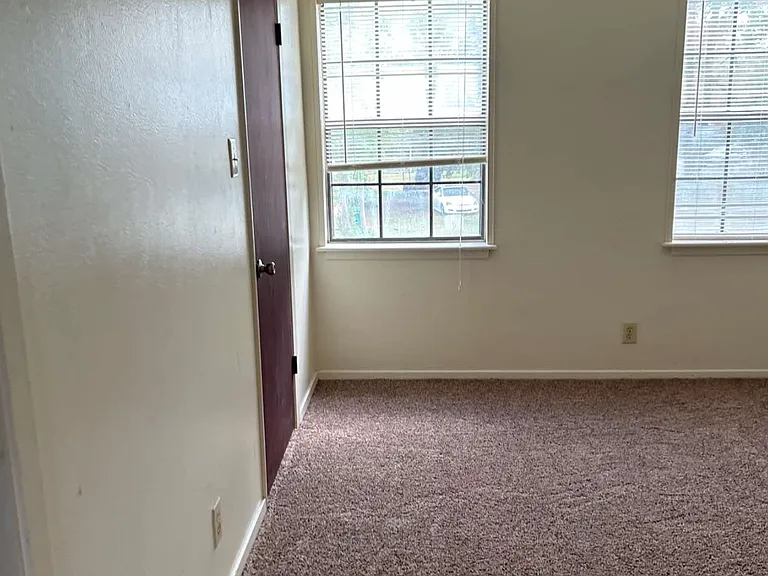 57 W Elmwood Dr #A — Photo 26