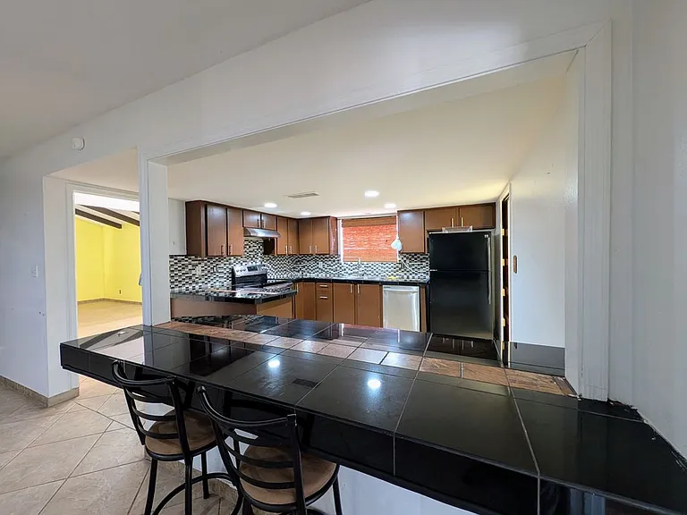 3848 W North Ln — Photo 13