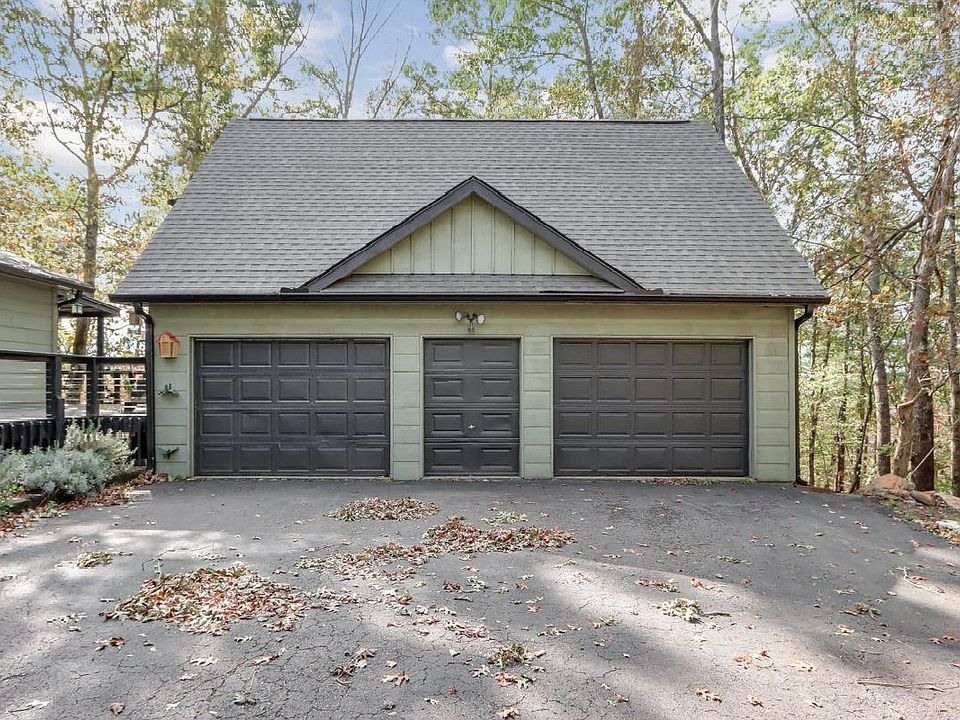 2nd image of 960 Palisade Dr #9204