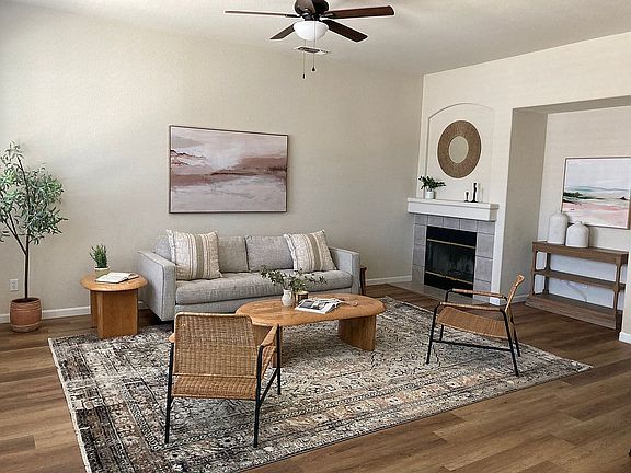 4th image of 600 Costa Ln