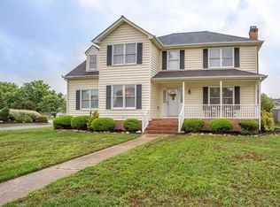 200 Greenmeadow Dr, Colonial Heights, VA 23834