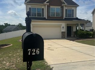 726 Century Dr, Cameron, NC 28326