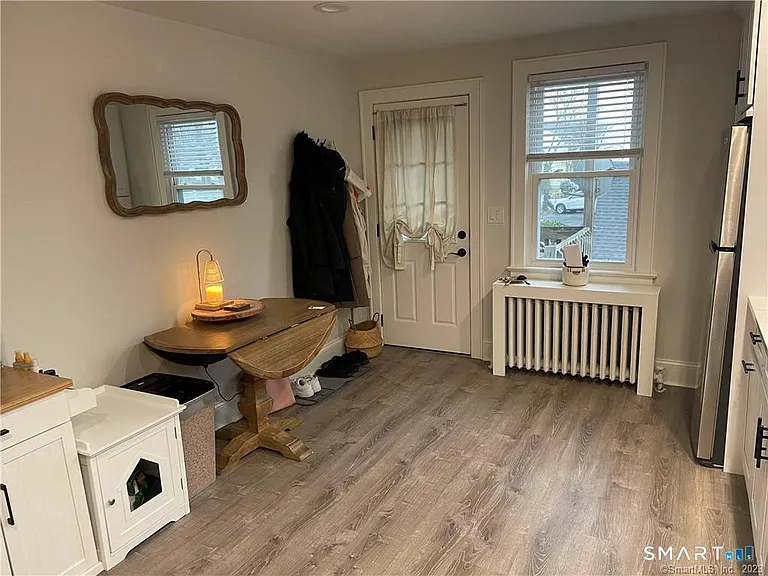 60 Weaver St — Photo 6