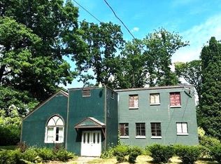 3881 Olive St, Saginaw, MI 48601