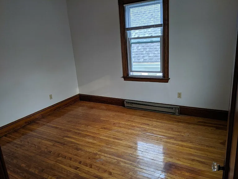 202 Park Ave #1 — Photo 5