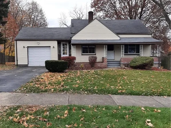 732 E Lucius Ave, Youngstown, OH 44502