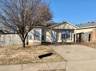 2324 Harry St, Springdale, AR 72764