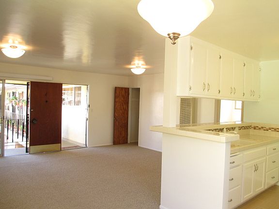 2nd image of 3157 Perlita Ave APT 4