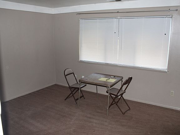 5th image of 5855 Buckingham Ave