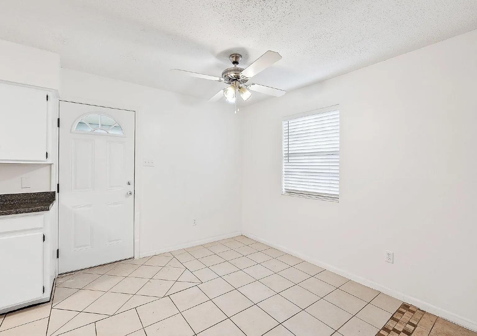 202 N 41st McAllen, TX — Photo 4