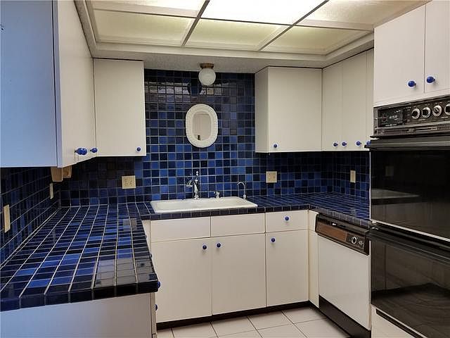 1st image of 527 Demarett Dr #23