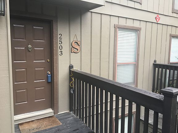 2nd image of 2503 Cumberland Ct SE