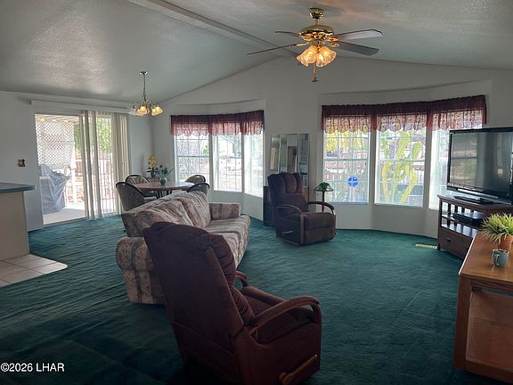 4th image of 49570 Rainbow Ave