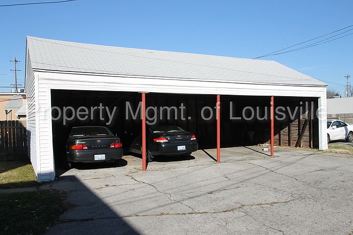 2nd image of 315 Macon Ave